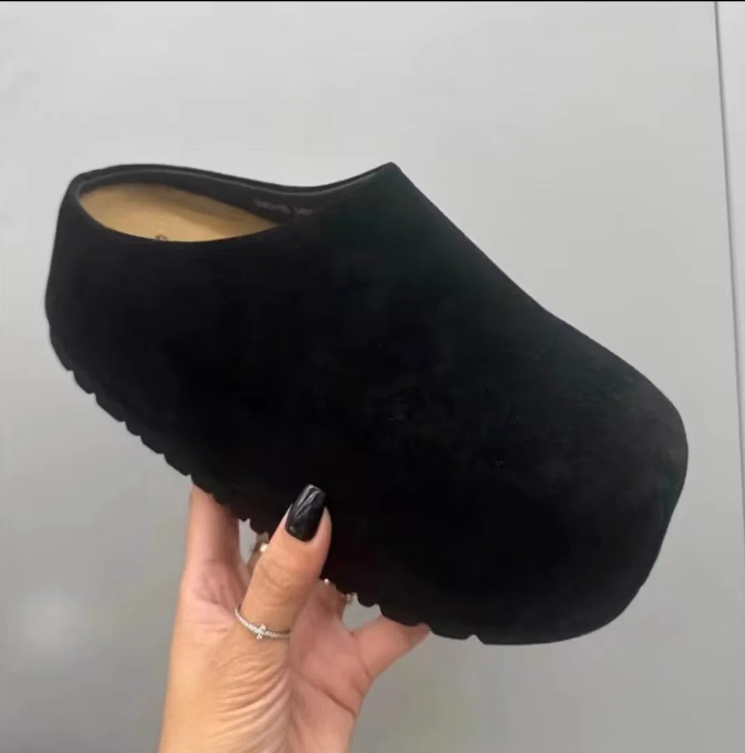 Comfy Women's Platform Clogs